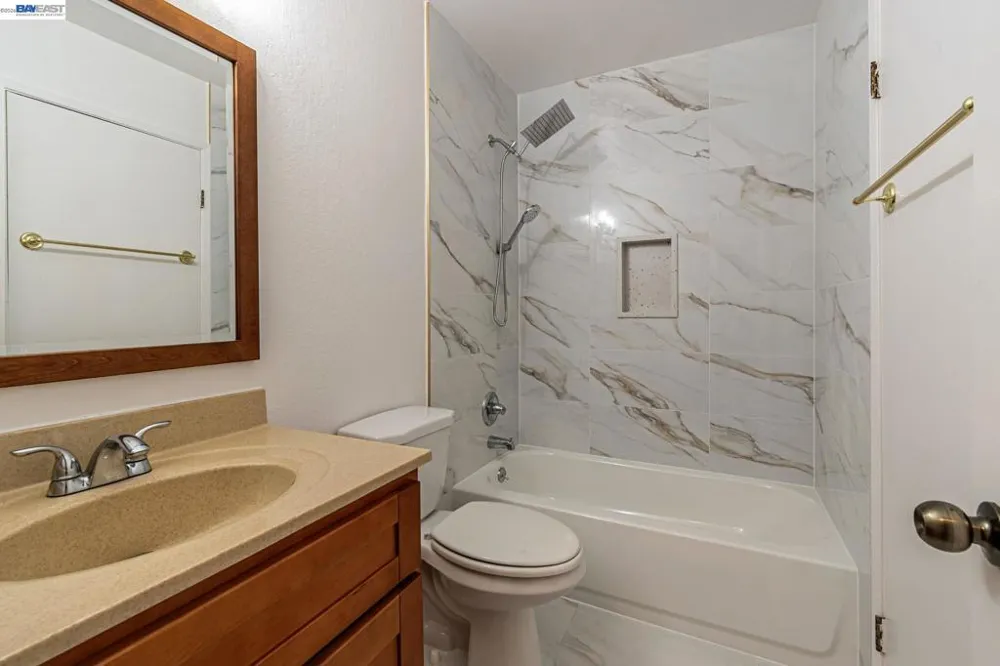 2538 E 16Th St Oakland, CA 94601