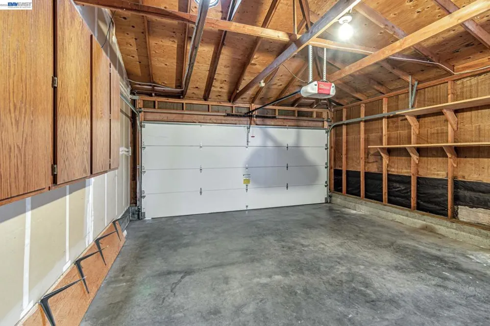 2538 E 16Th St Oakland, CA 94601
