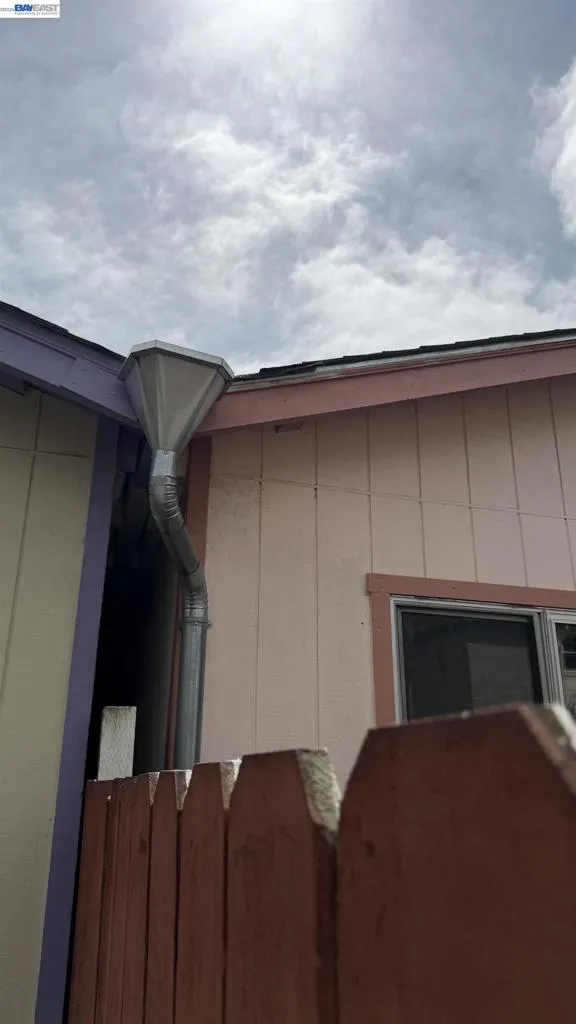 2538 E 16Th St Oakland, CA 94601