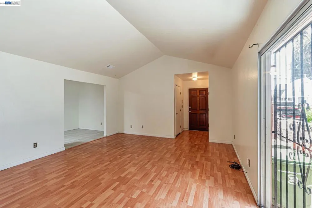 2538 E 16Th St Oakland, CA 94601