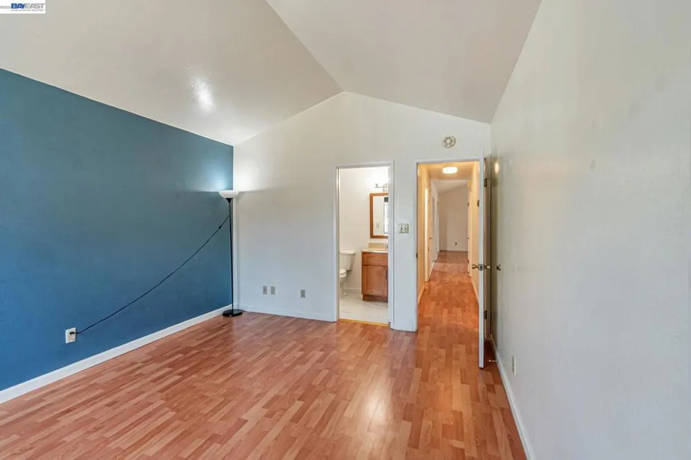 2538 E 16Th St Oakland, CA 94601