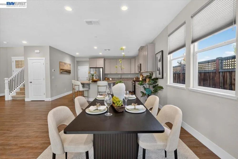 1814 Balsam Ct Lathrop, CA 95330