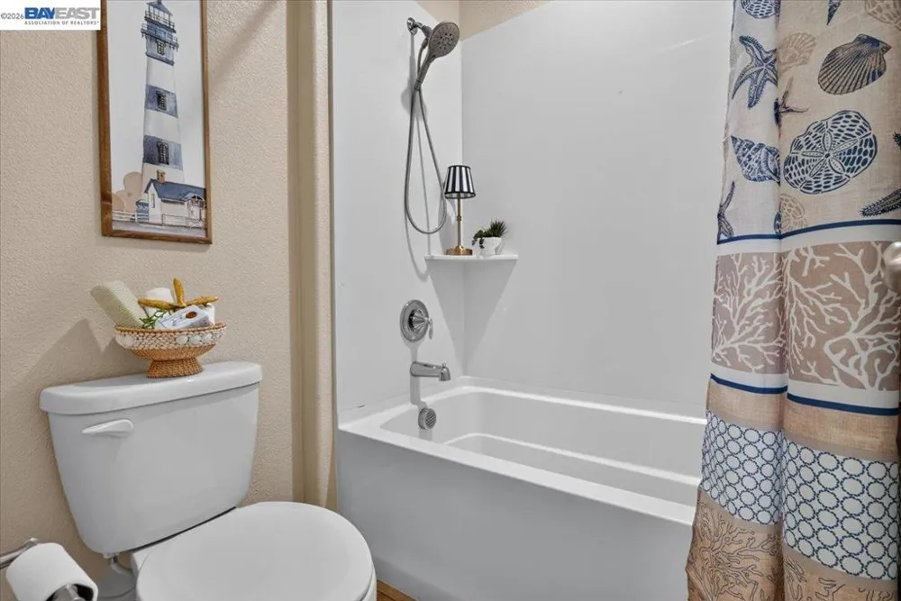 1814 Balsam Ct Lathrop, CA 95330