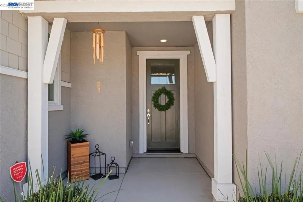 1814 Balsam Ct Lathrop, CA 95330