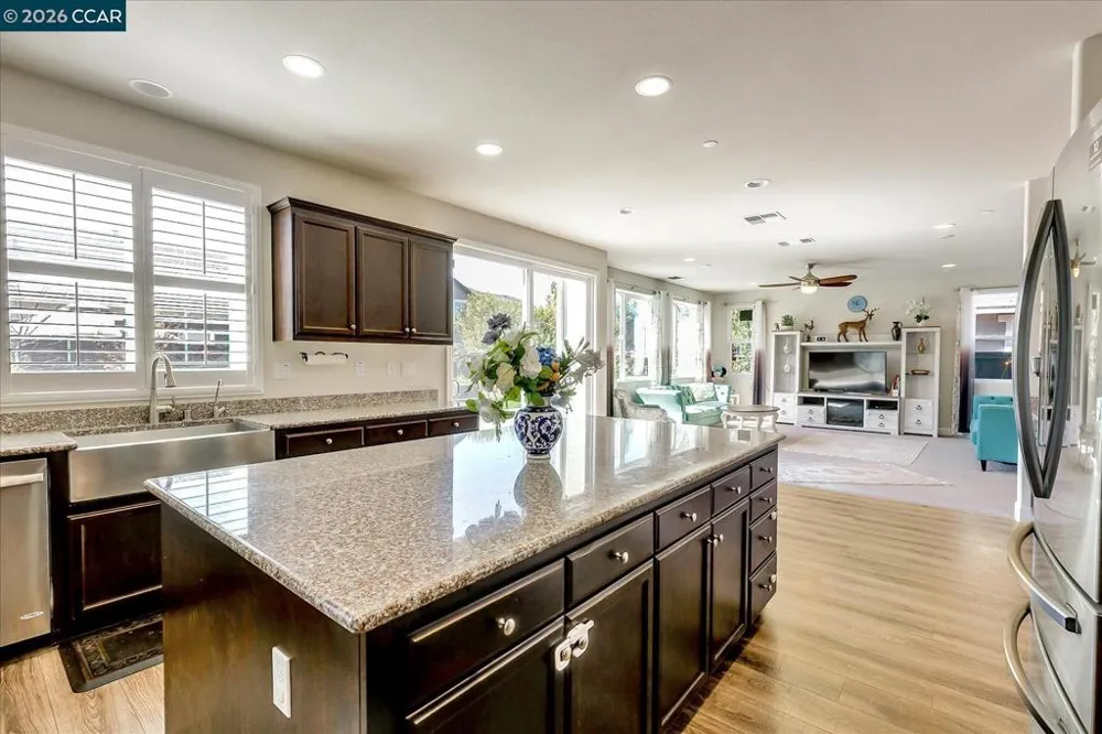 582 Mandevilla Dr Brentwood, CA 94513