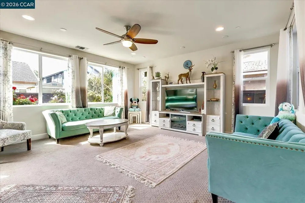 582 Mandevilla Dr Brentwood, CA 94513