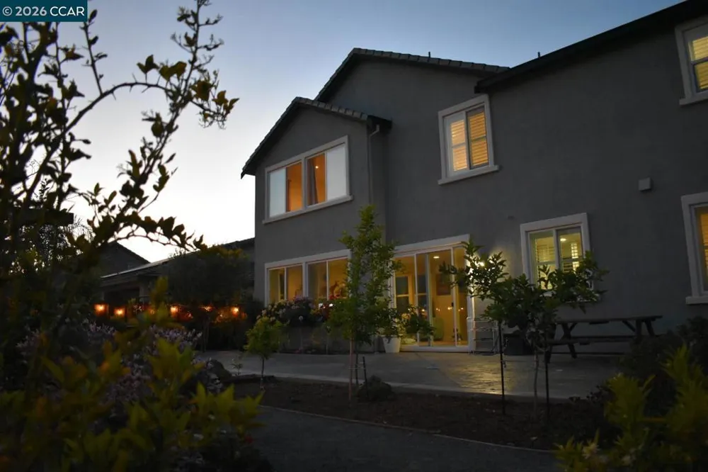 582 Mandevilla Dr Brentwood, CA 94513