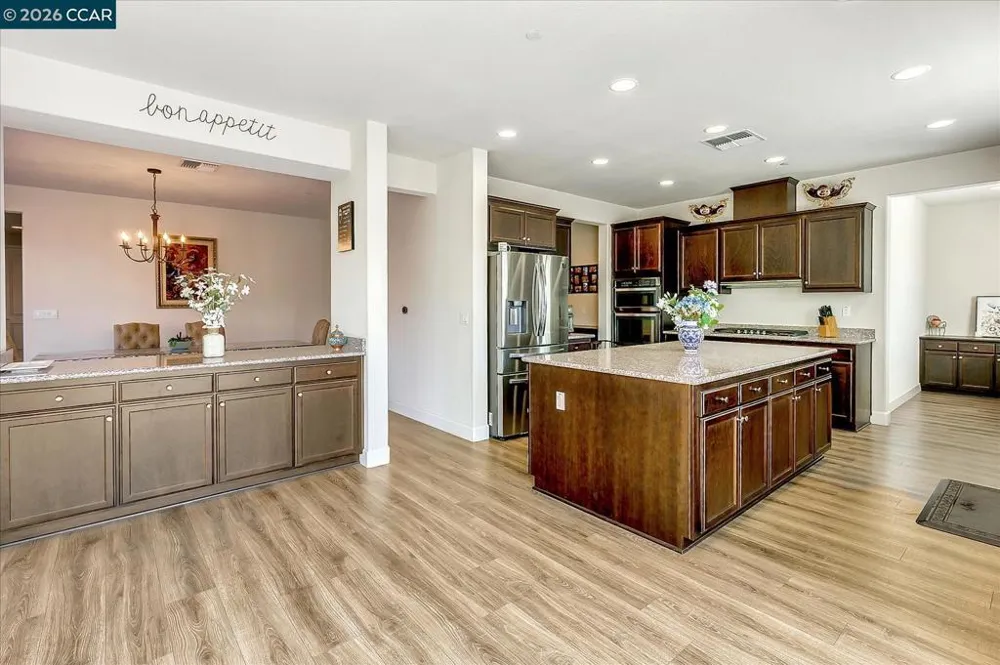 582 Mandevilla Dr Brentwood, CA 94513
