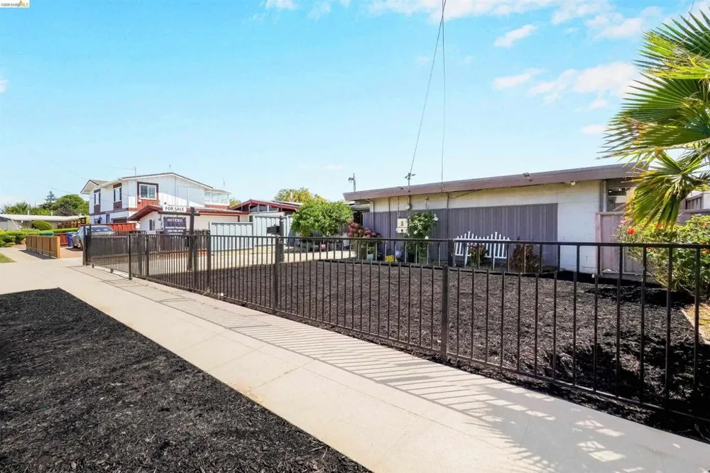 27488 Bahama Ave Hayward, CA 94545