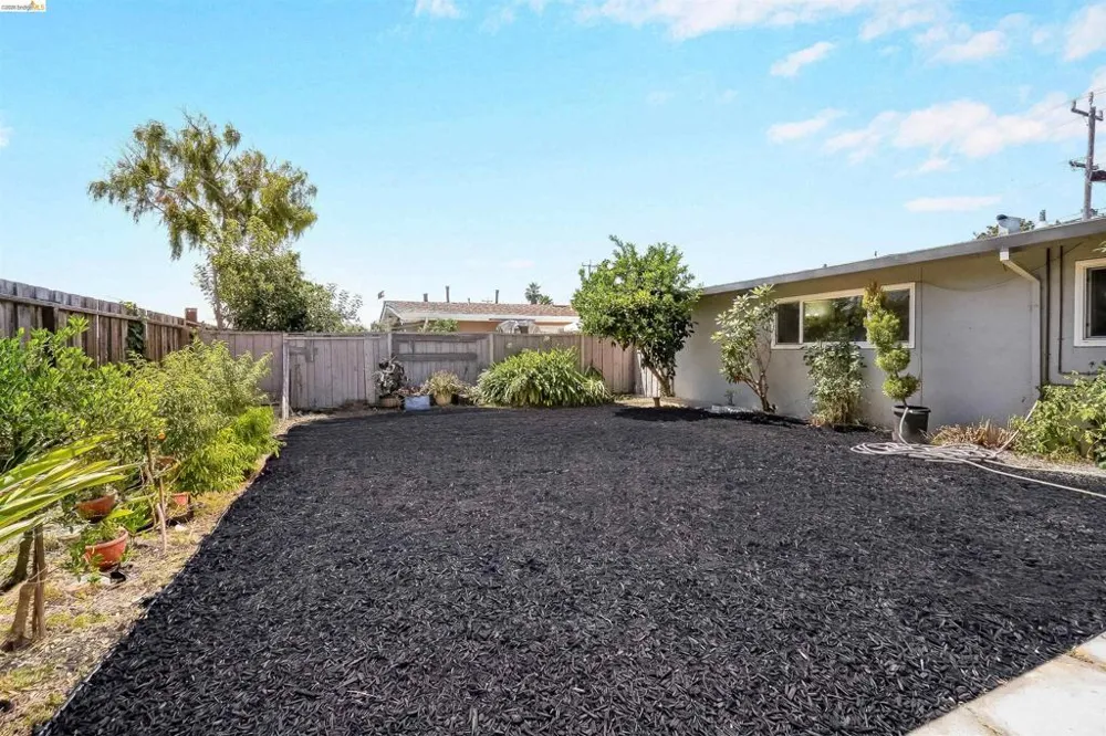27488 Bahama Ave Hayward, CA 94545