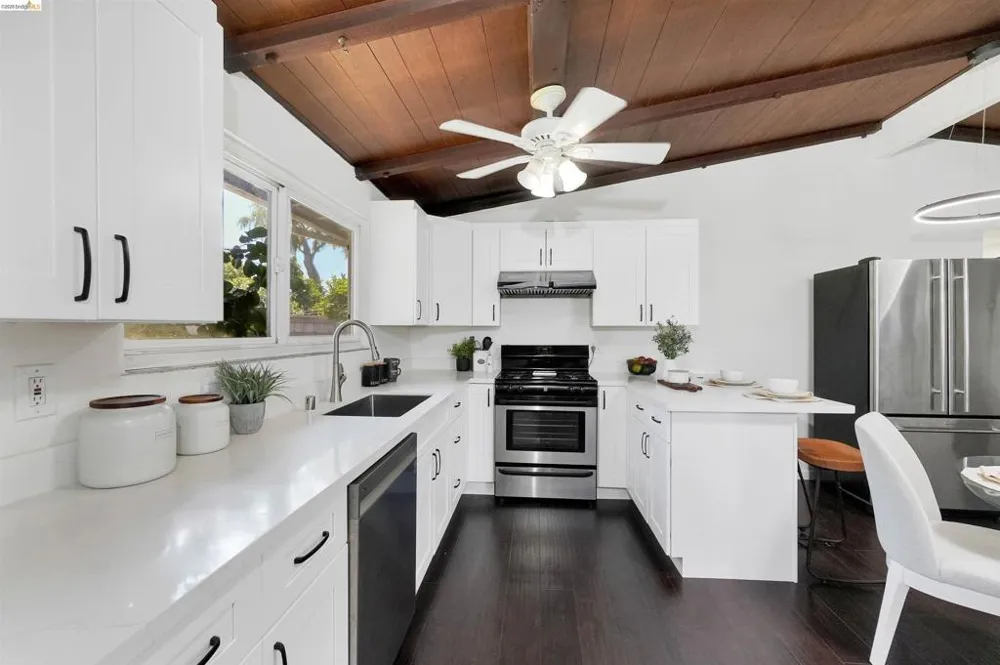 27488 Bahama Ave Hayward, CA 94545
