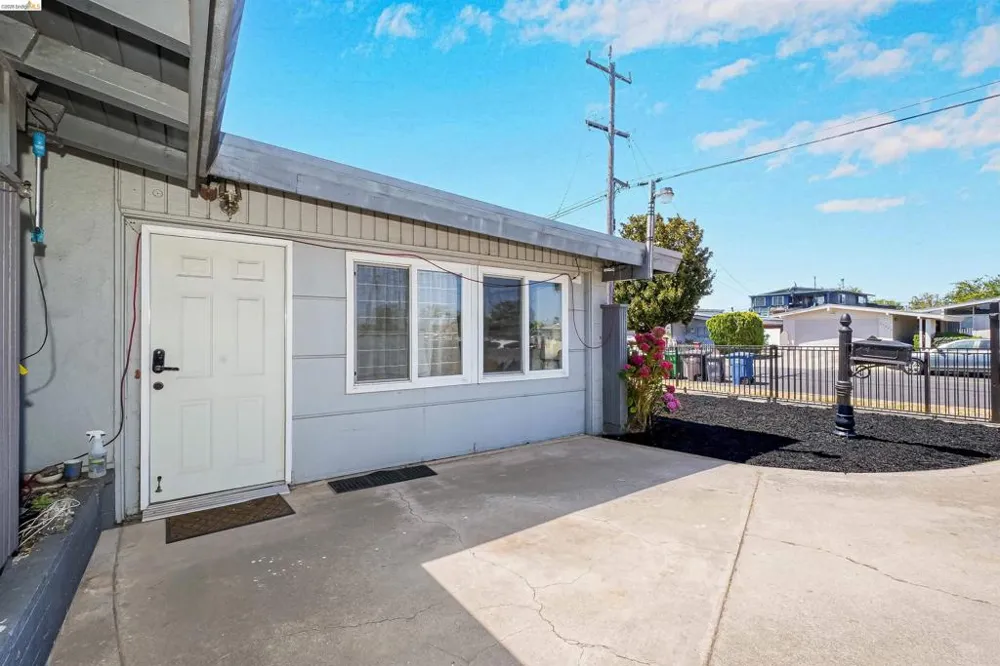 27488 Bahama Ave Hayward, CA 94545