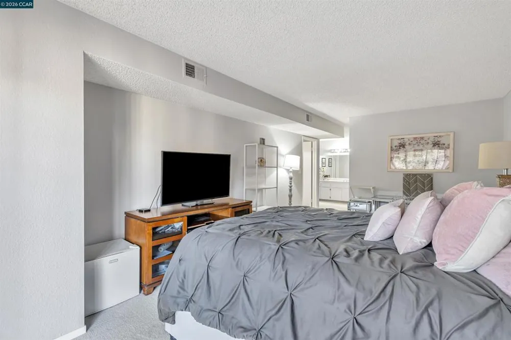 2121 Vale Rd #326 San Pablo, CA 94806