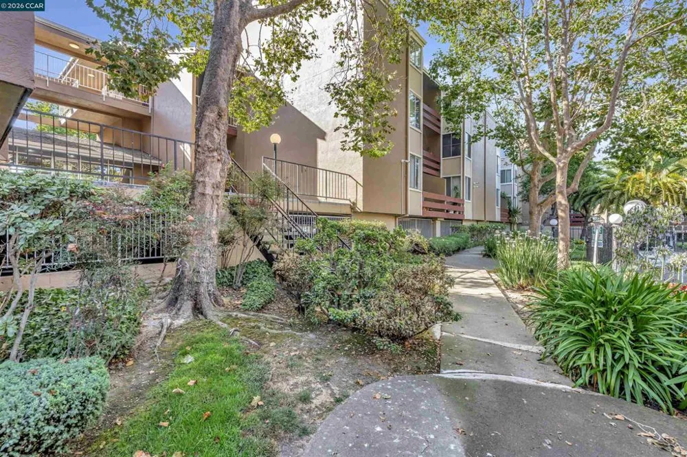 2121 Vale Rd #326 San Pablo, CA 94806