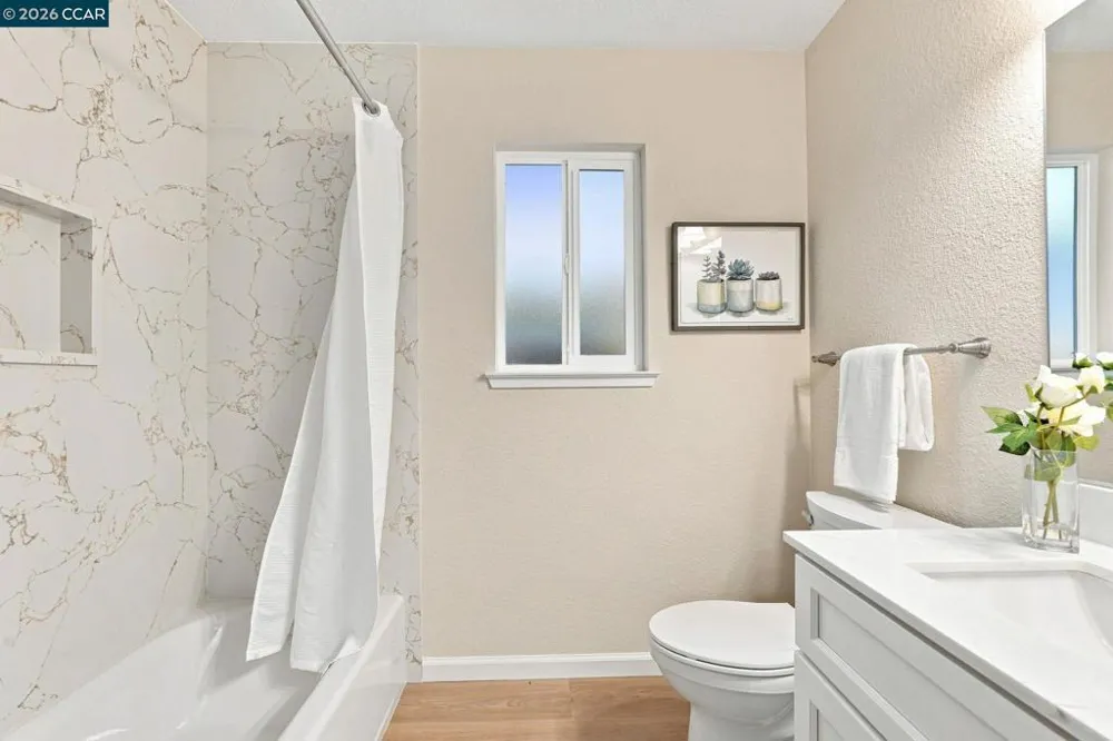 215 W 12th Street Pittsburg, CA 94565