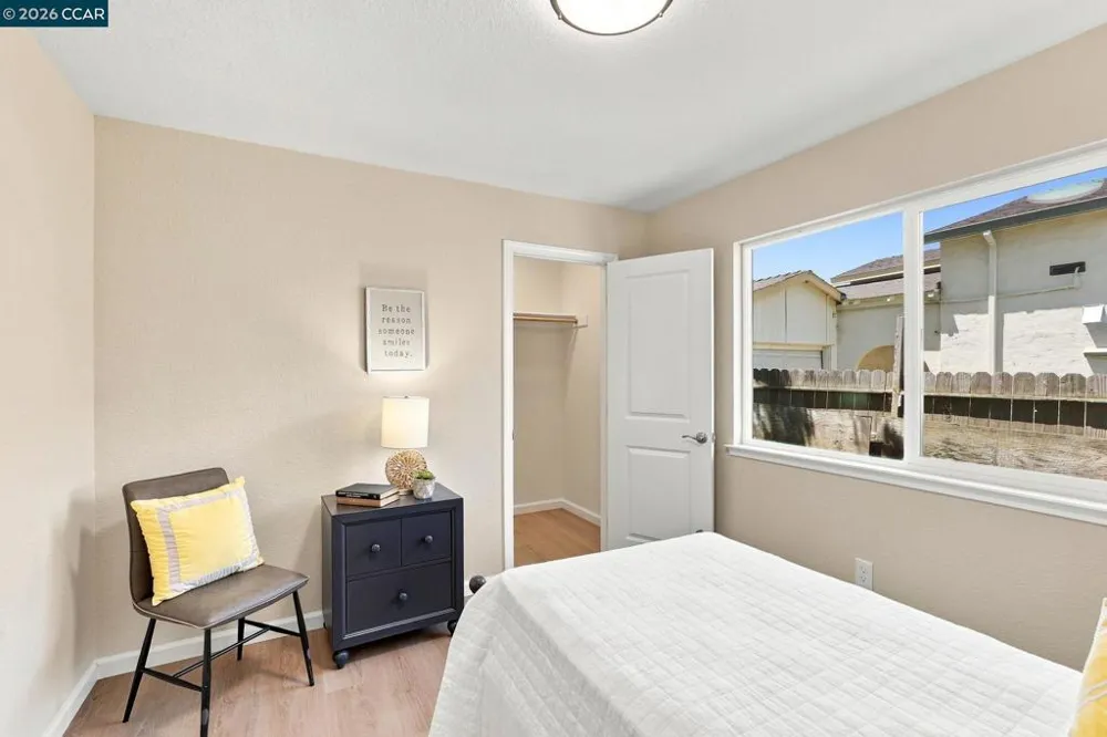 215 W 12th Street Pittsburg, CA 94565