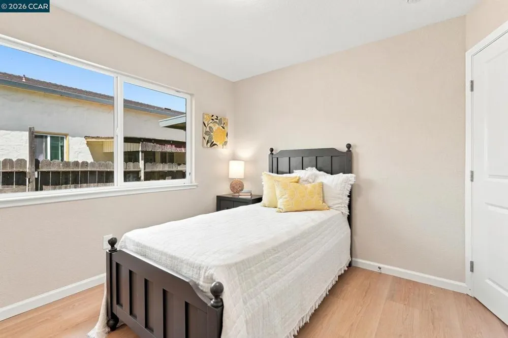 215 W 12th Street Pittsburg, CA 94565