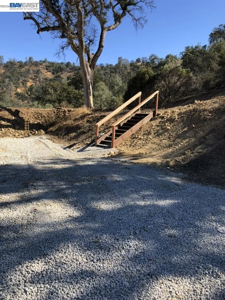 17488 W Corral Hollow Rd Tracy, CA 95377