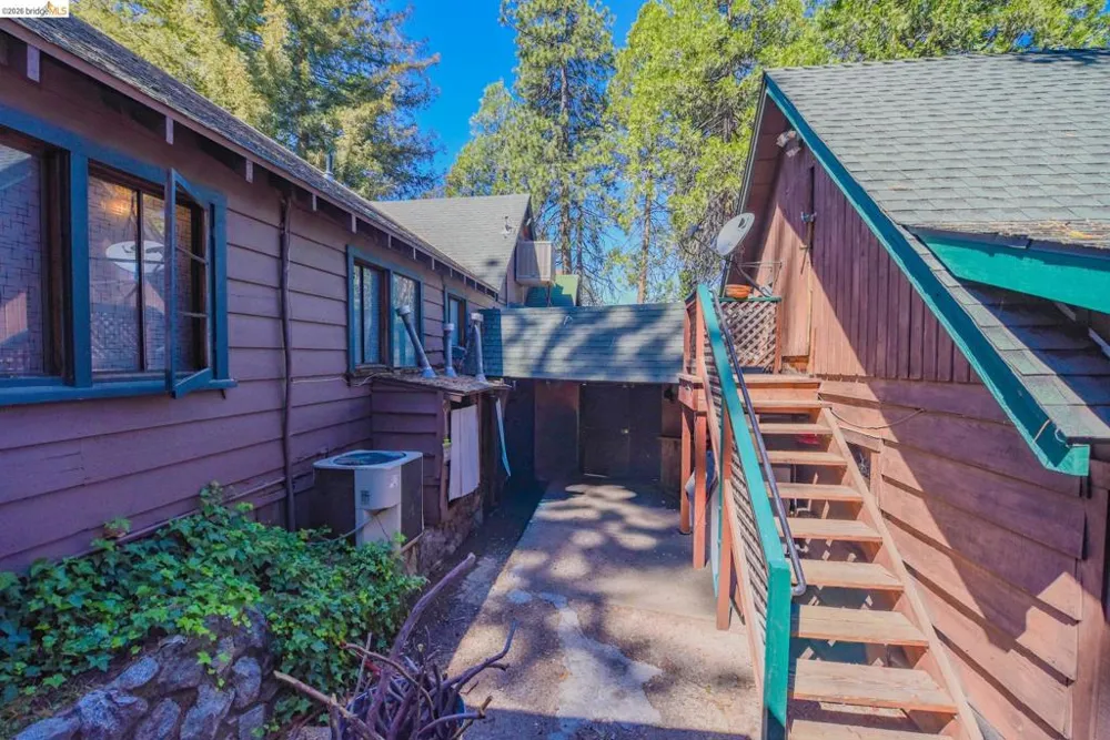 22930 Twain Harte Drive Twain Harte, CA 95383