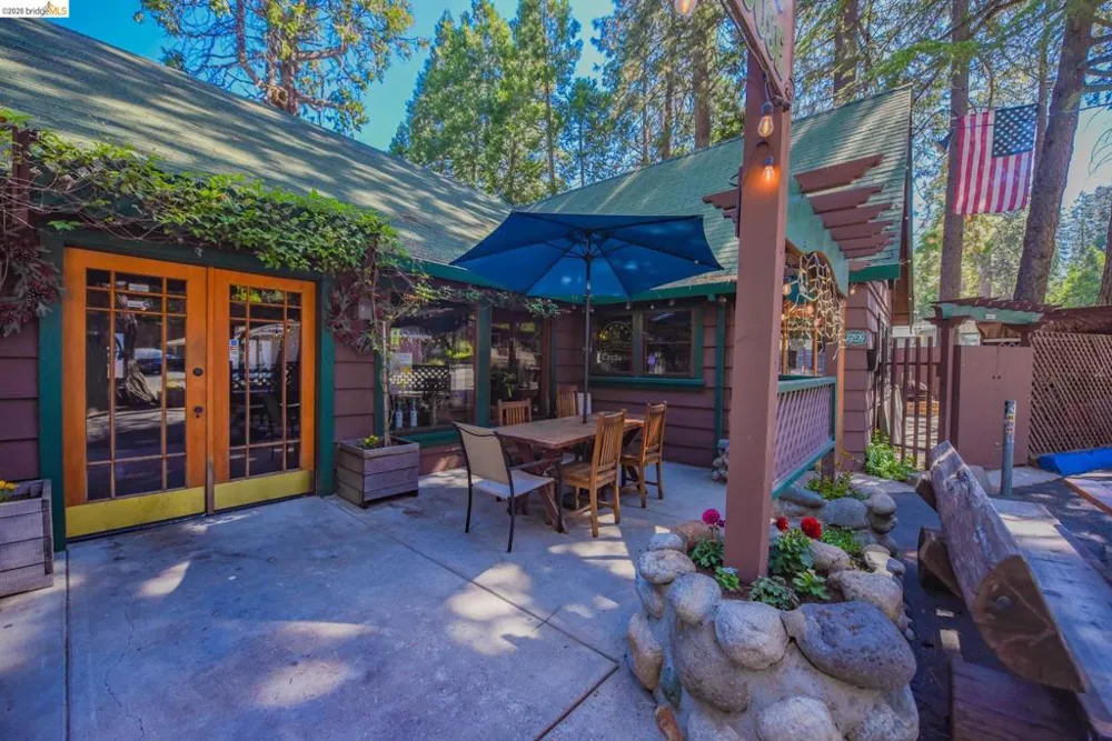 22930 Twain Harte Drive Twain Harte, CA 95383