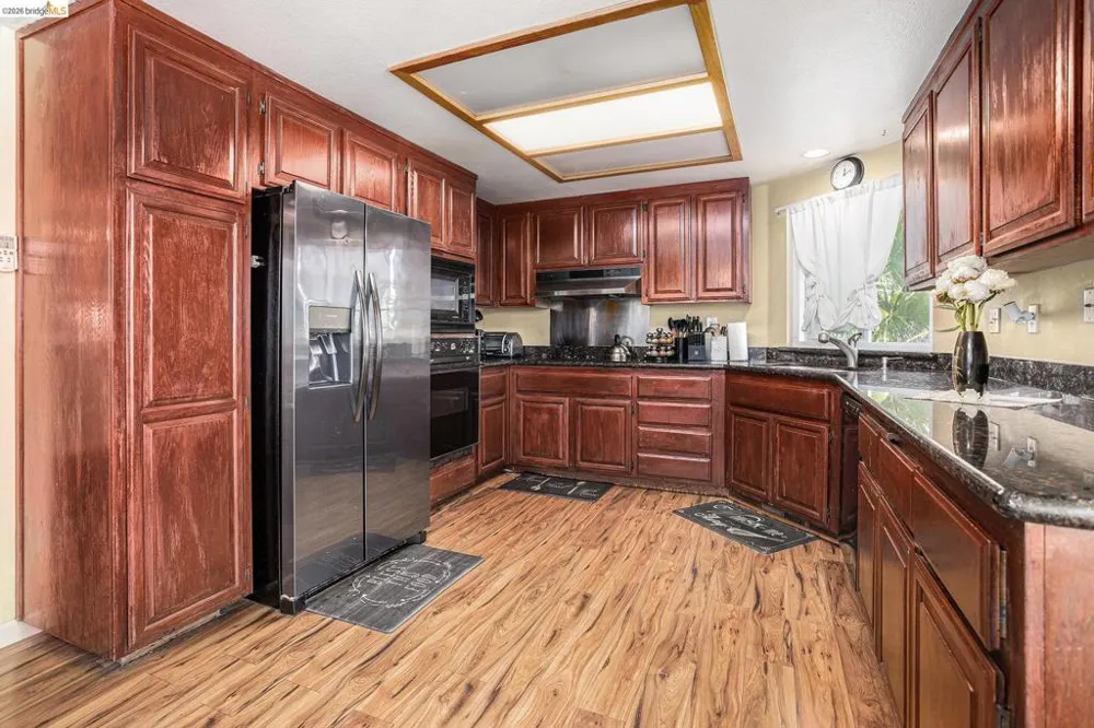 5490 Lenora Rd Richmond, CA 94803