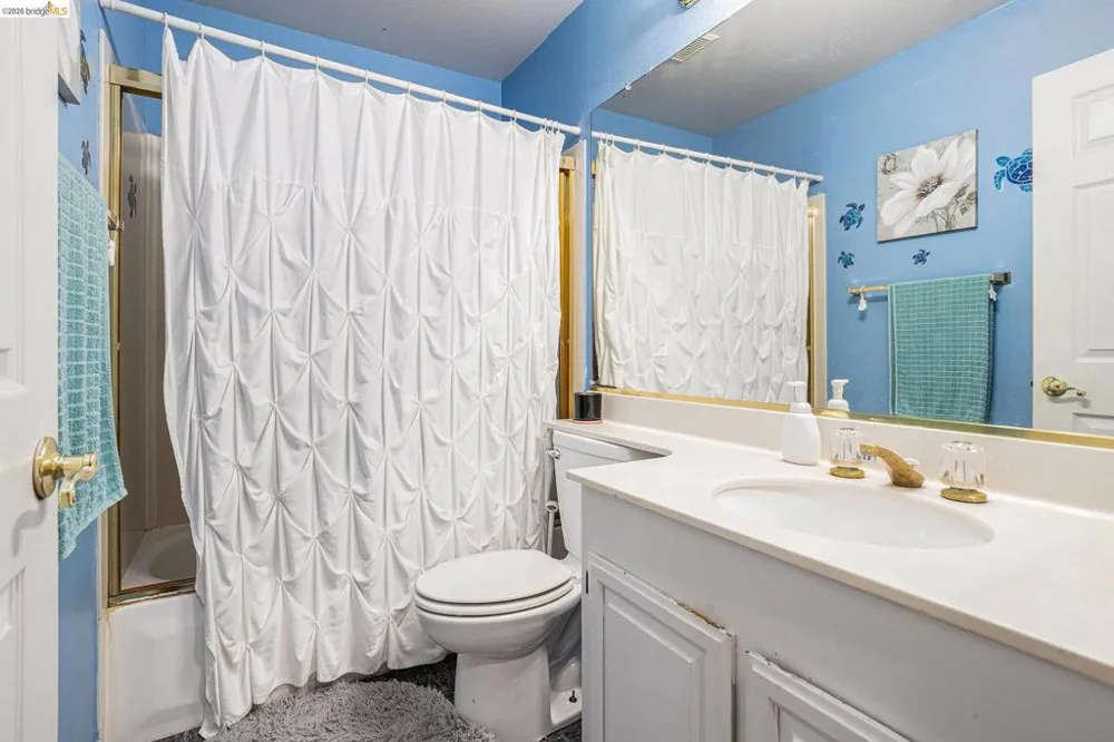 5490 Lenora Rd Richmond, CA 94803