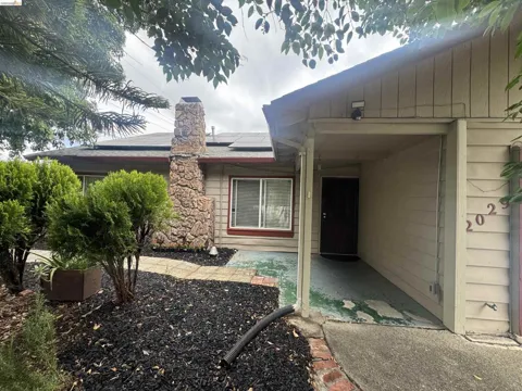 2029 Highland Dr