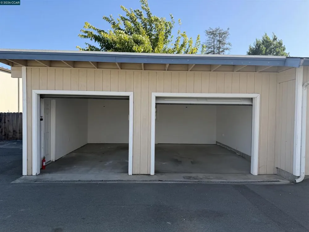251 Arthur Rd Martinez, CA 94553
