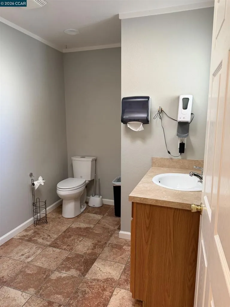 251 Arthur Rd Martinez, CA 94553