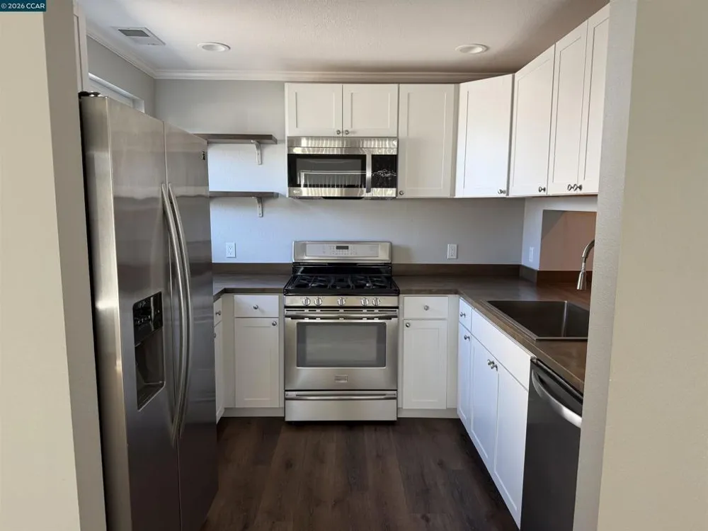 251 Arthur Rd Martinez, CA 94553