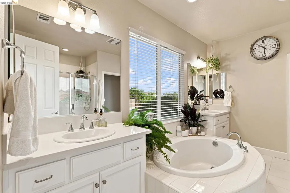 5456 Mountain Ridge Way Antioch, CA 94531