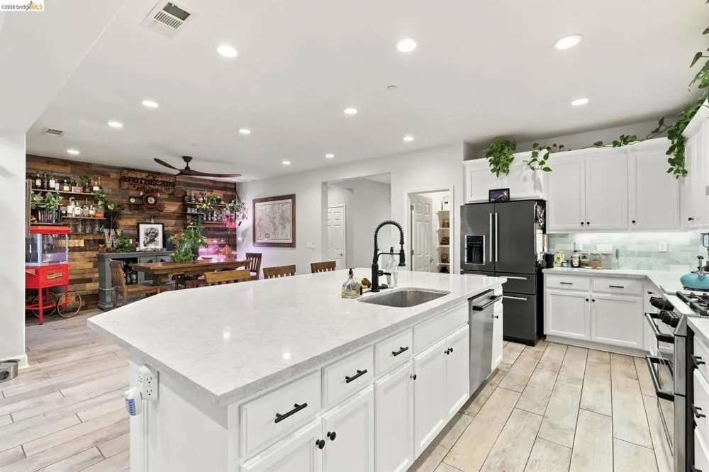 5456 Mountain Ridge Way Antioch, CA 94531