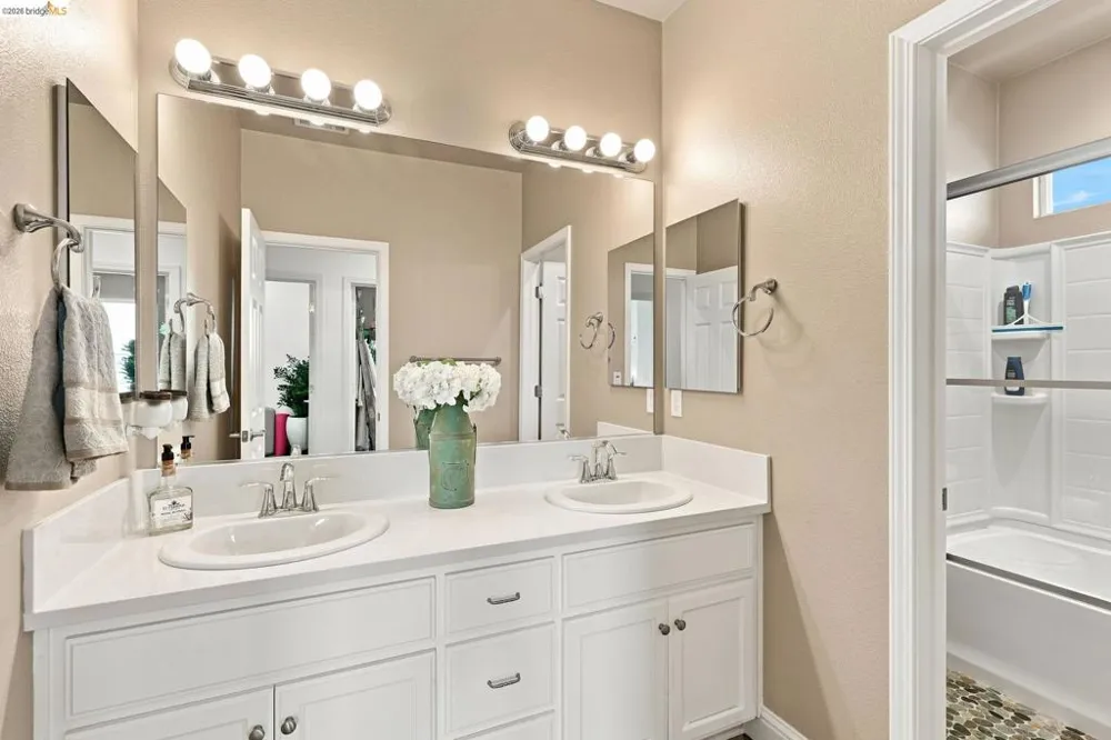 5456 Mountain Ridge Way Antioch, CA 94531
