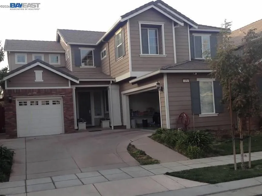 379 N Sierra Madre St Mountain House, CA 95391