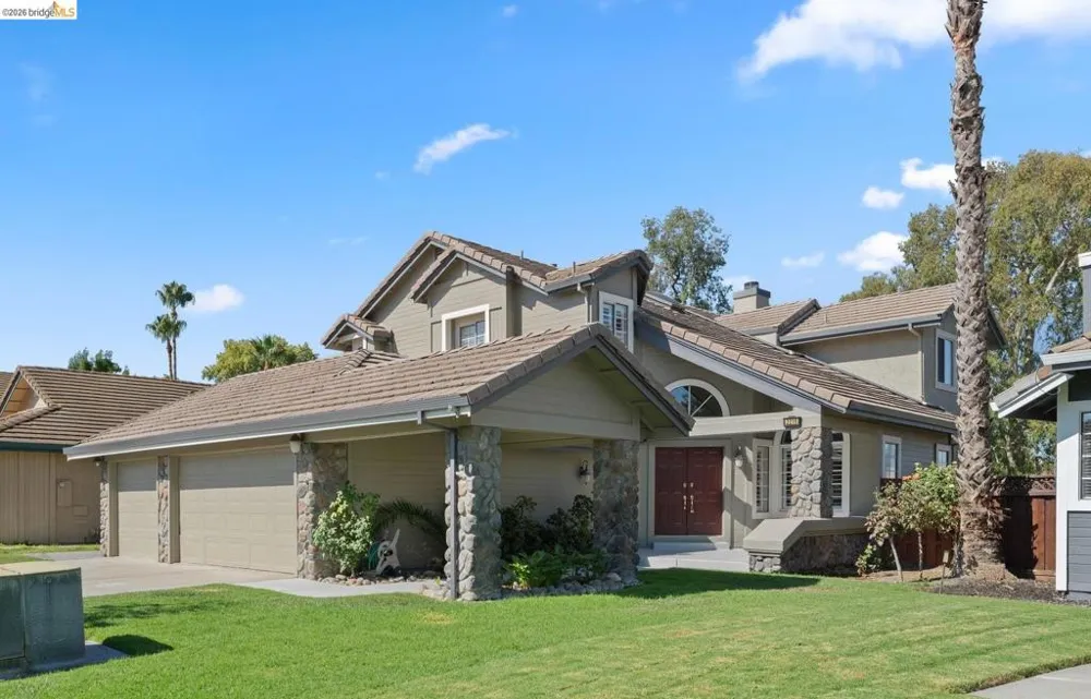 2216 Colonial Ct Discovery Bay, CA 94505