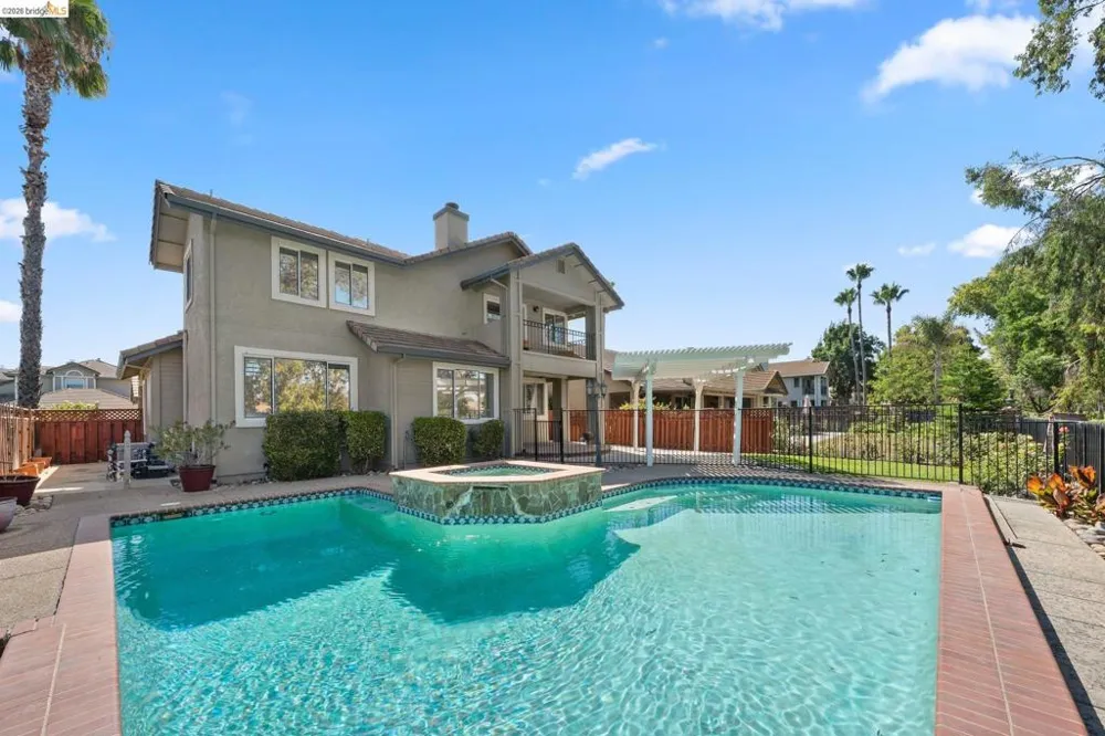 2216 Colonial Ct Discovery Bay, CA 94505