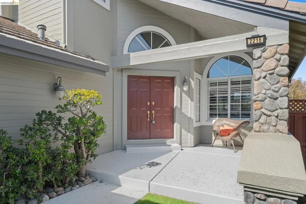 2216 Colonial Ct Discovery Bay, CA 94505