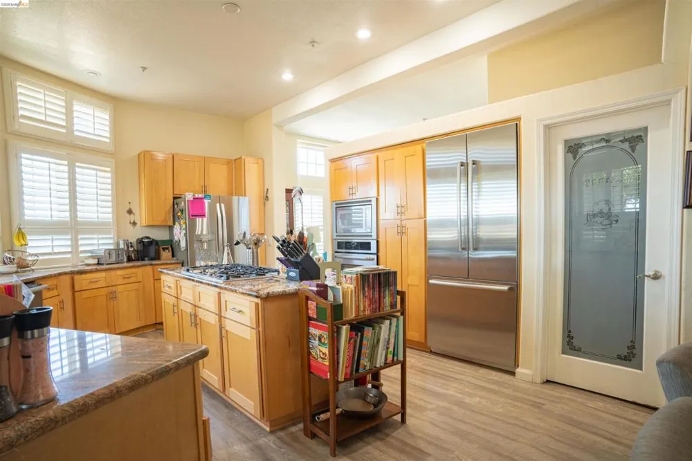 2017 Walnut Blvd Brentwood, CA 94513