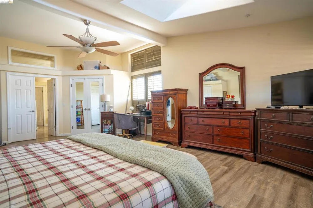 2017 Walnut Blvd Brentwood, CA 94513
