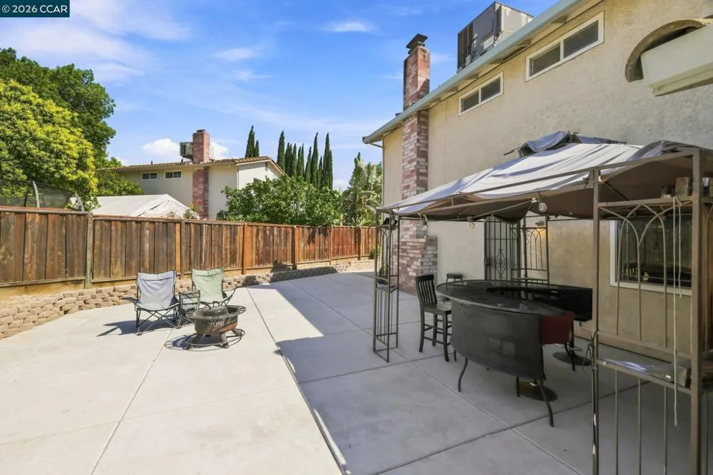 2750 Gomes Ct Tracy, CA 95376