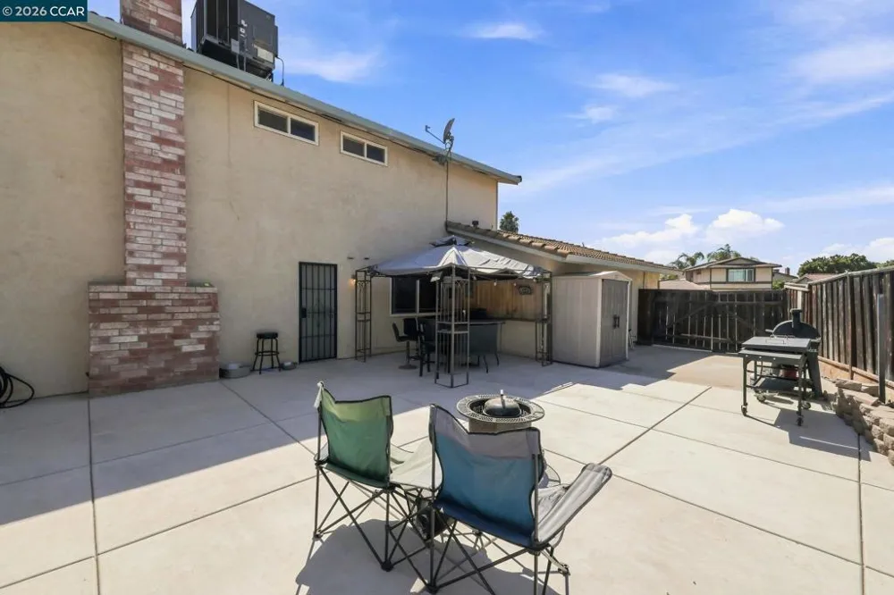 2750 Gomes Ct Tracy, CA 95376