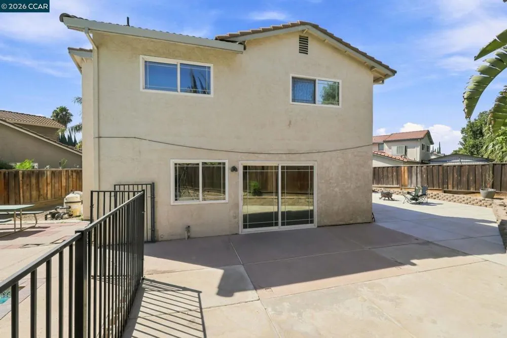 2750 Gomes Ct Tracy, CA 95376