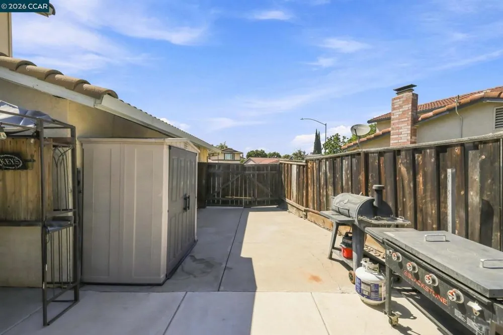 2750 Gomes Ct Tracy, CA 95376