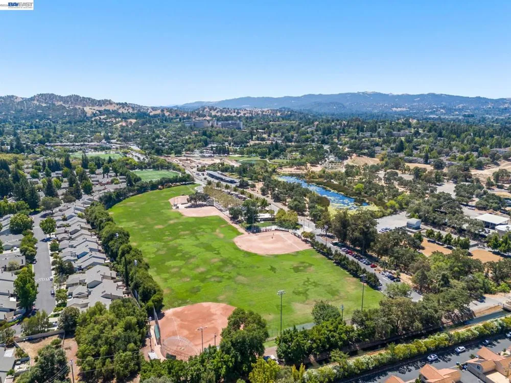 1828 Countrywood Ct Walnut Creek, CA 94598
