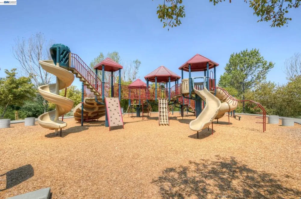 4023 Page Ct Pleasanton, CA 94588