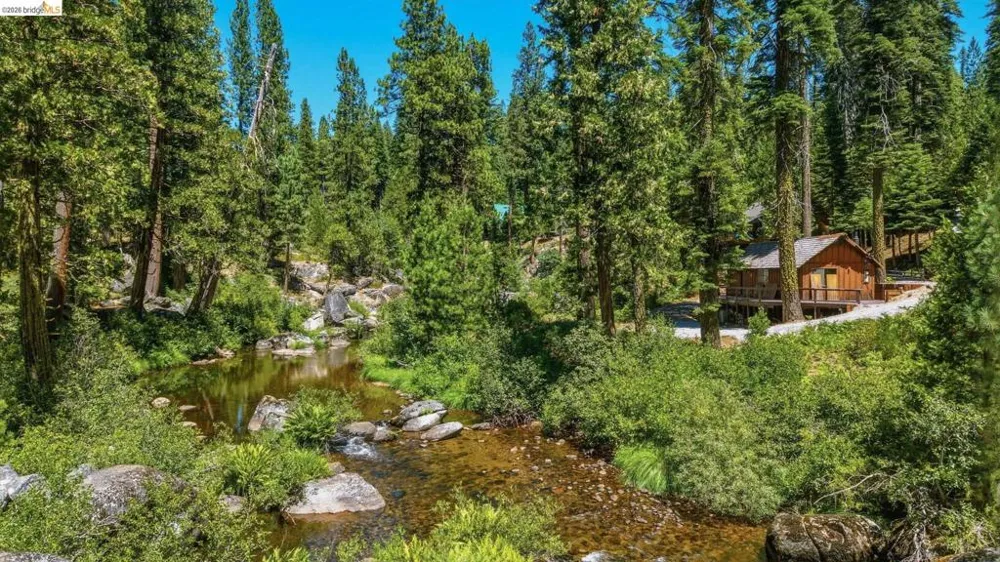 31500 Old Strawberry Rd Strawberry, CA 95364