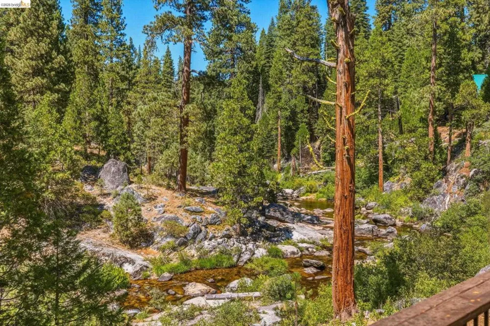 31500 Old Strawberry Rd Strawberry, CA 95364