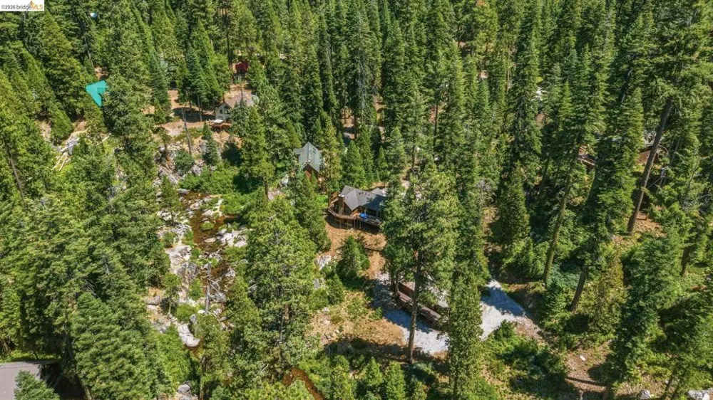 31500 Old Strawberry Rd Strawberry, CA 95364