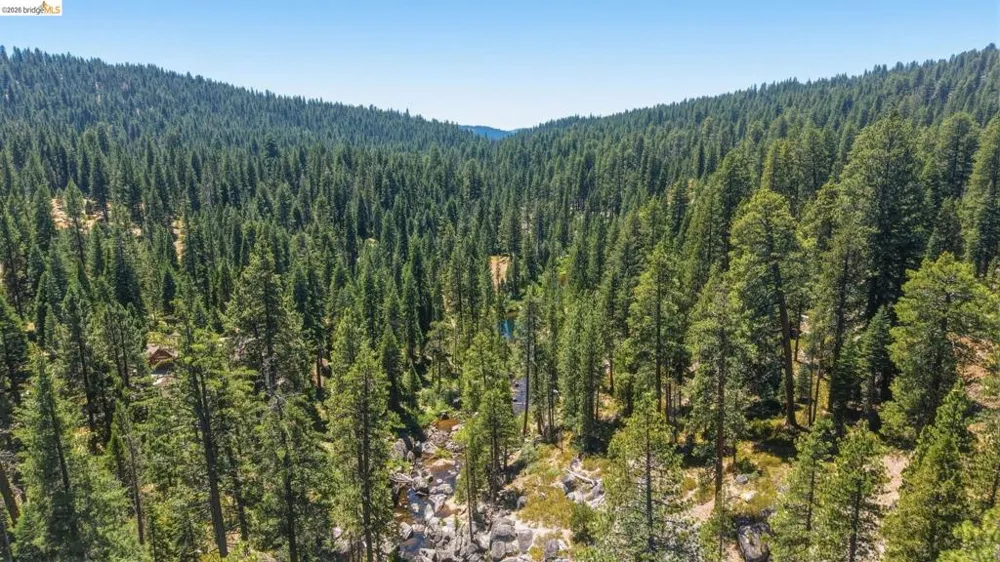 31500 Old Strawberry Rd Strawberry, CA 95364