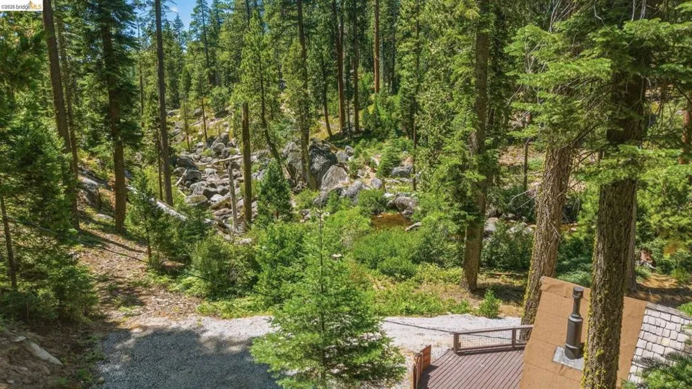 31500 Old Strawberry Rd Strawberry, CA 95364